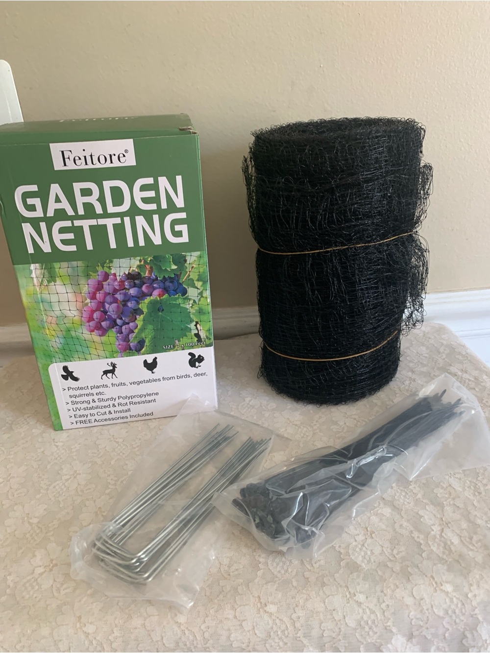 Feitore 7x100ft Garden Netting Kit โ Heavy Duty Deer & Bird Fence Mesh